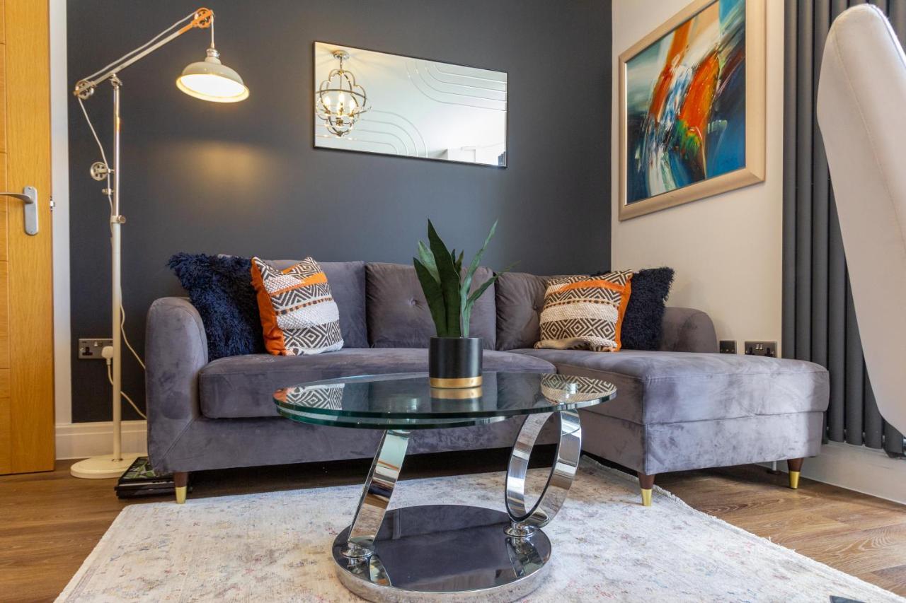 Bright Cheery 4 Bd Apartment By Brighton Station Zewnętrze zdjęcie