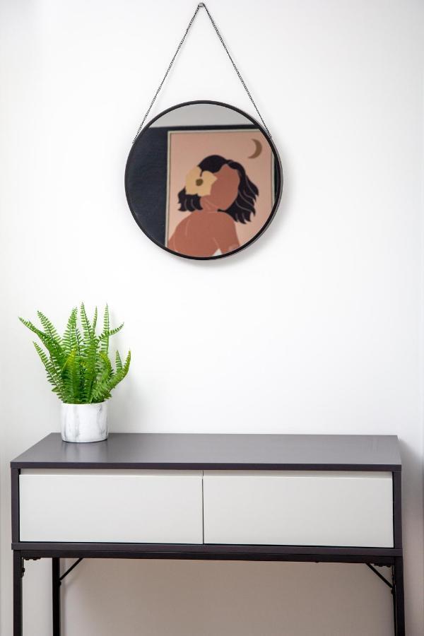Bright Cheery 4 Bd Apartment By Brighton Station Zewnętrze zdjęcie