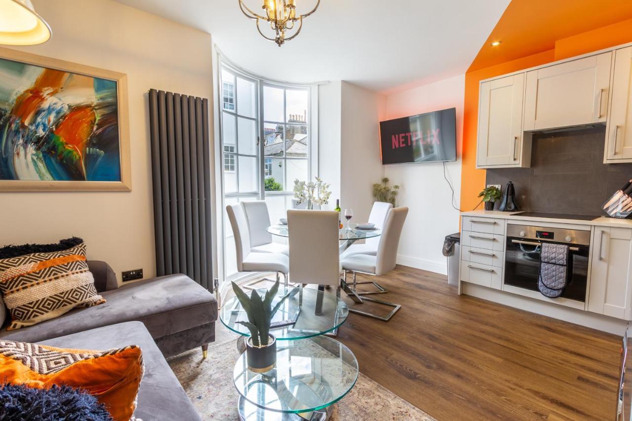 Bright Cheery 4 Bd Apartment By Brighton Station Zewnętrze zdjęcie