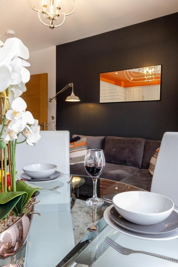 Bright Cheery 4 Bd Apartment By Brighton Station Zewnętrze zdjęcie