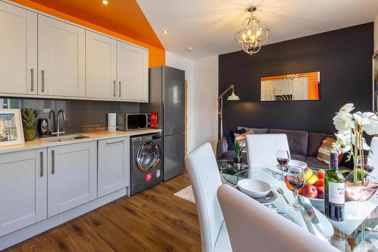Bright Cheery 4 Bd Apartment By Brighton Station Zewnętrze zdjęcie